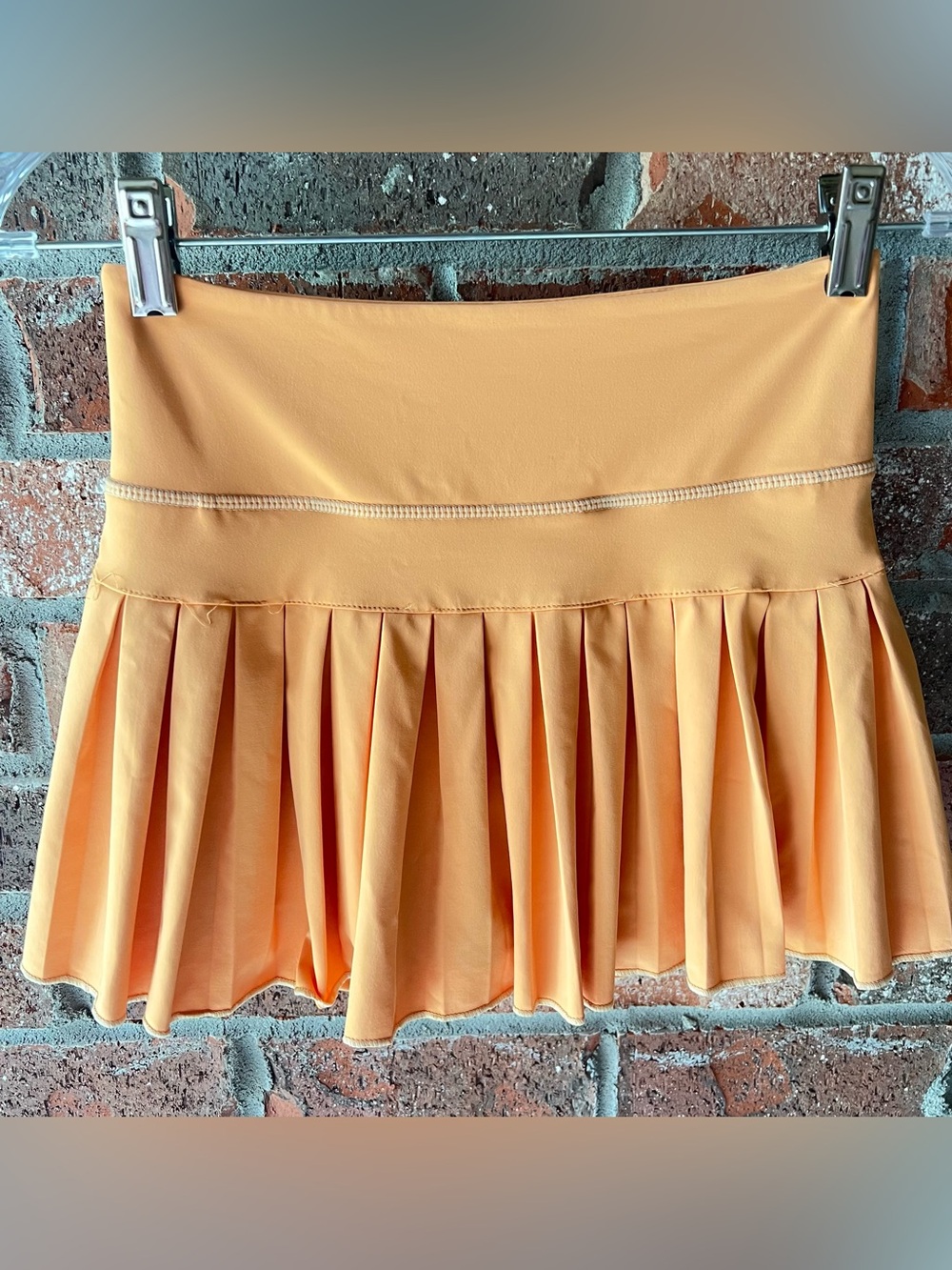 GoldHinge Orange Pleated Active Skort - xsmall/small - Picture 2 of 5